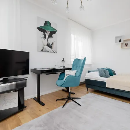 Bright Studio Glowackiego For 2 People In Warsaw By Noclegi Renters Exterior photo