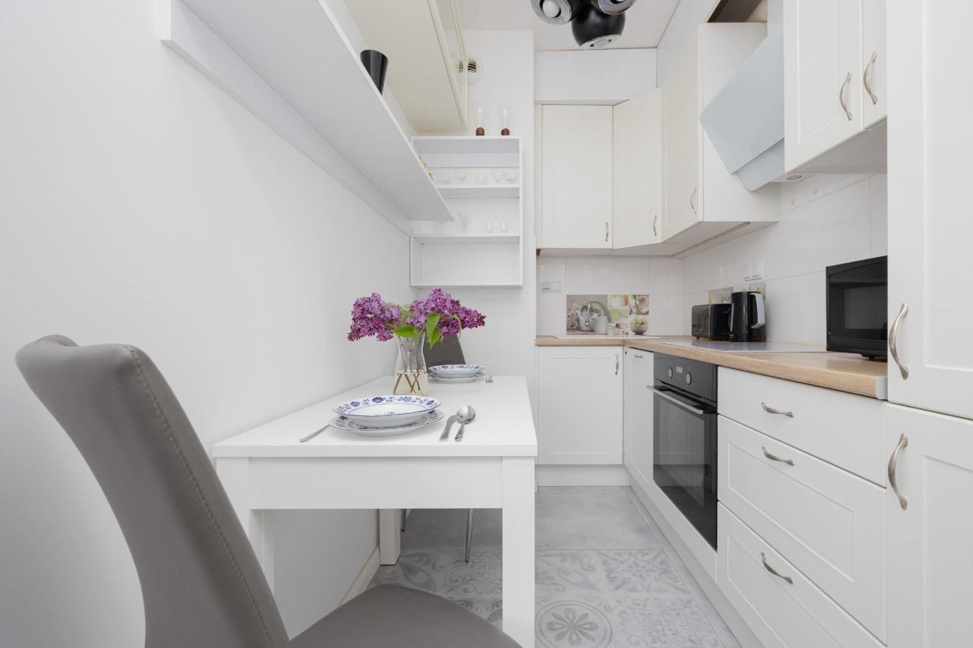 Bright Glowackiego For 2 People In By Renters Apartment Warschau